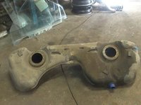 bmw_1-series_2006_dieseltank.jpg