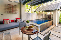 Pool-Suite-Pool-01.jpg