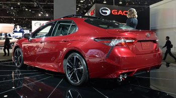 1484262811_toyota-camry-2018-vid-szadi.jpg