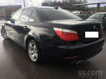 BMW5.jpg