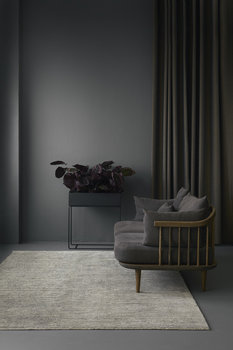 odin-1214-beigecharcoal-lifestyle-72dpi.jpg