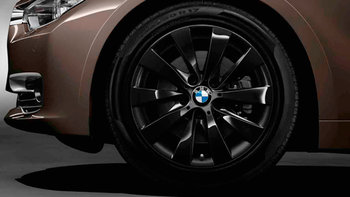 f30_wheels_vspoke413_black.jpg