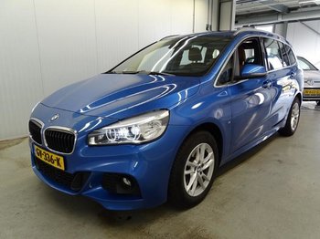 1556736765_bmw216blau-1.jpg