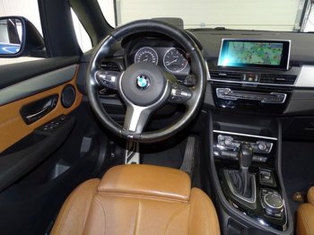 1556736778_bmw216blau-6.jpg