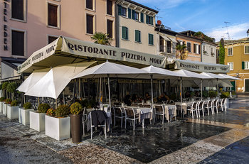 Sirmione_Pizzeria MODI...jpg