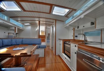 metur_yacht-mazu-full (6).jpg