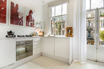 unique-white-apartment-in-amsterdam-pufikhomes-6.jpg