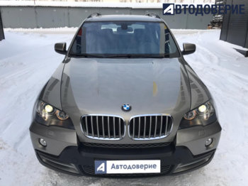 2021bmw1.jpg