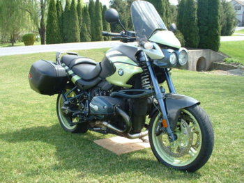 2004-bmw-r1150r-rockster-8.JPG