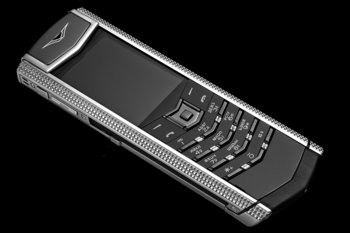 vertu-signature-s-design-clous-de-paris-7.jpg