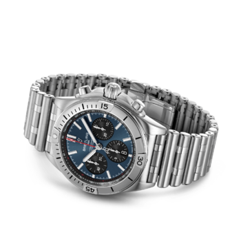 ab0134101c1a1-chronomat-b01-42-rolled-up.png