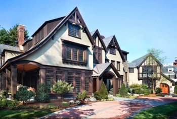 chall-wellesley-tudor-exterior-left-side[1].jpg