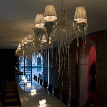 dzn_Palazzina-Grassi-by-Philippe-Starck-51.jpg