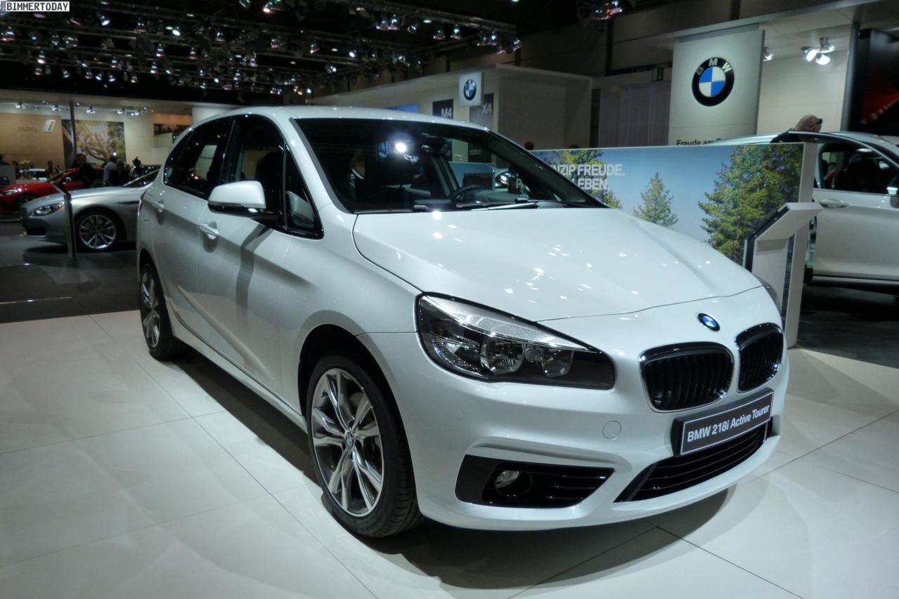 Bmw 218i фото