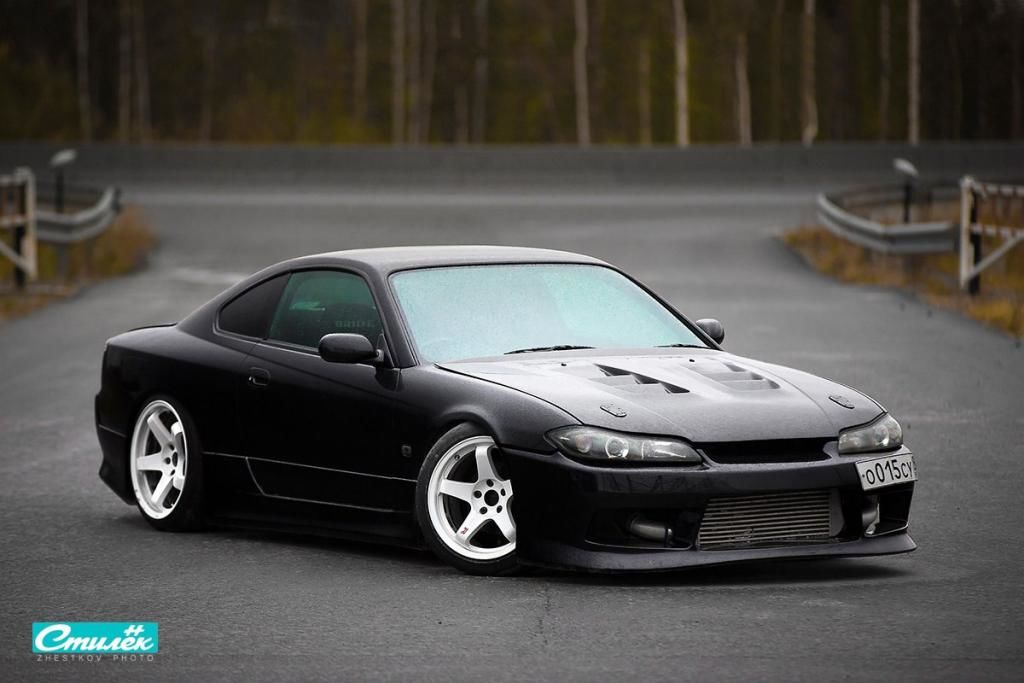 Nissan Silvia s15 черная