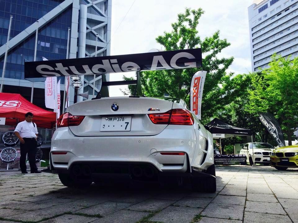 BMW m4 varis Widebody