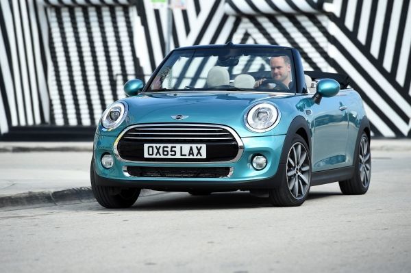 ЗАРЯЖЕННЫЕ ХЕТЧБЕКИ: прошлое и настоящее. MINI Cooper JCW. - DRIVE2