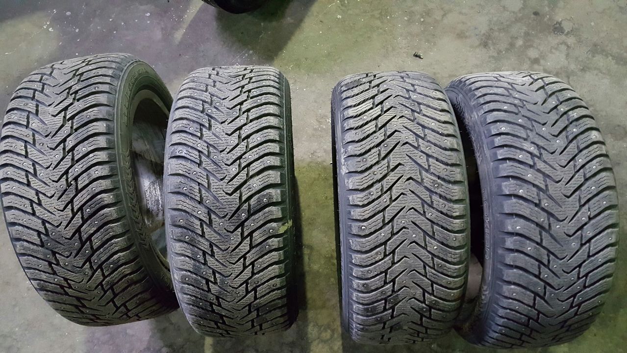 Купить шины 255 50 r20. Nokian Hakkapeliitta r SUV 255/50 r19. Nokian Hakkapeliitta 8 255/50 r19 SUV RUNFLAT. Nokian Hakkapeliitta 9 SUV 255/50 r19. Nokian Tyres Hakkapeliitta 8 SUV 255/50 r19 ранфлэт фото.