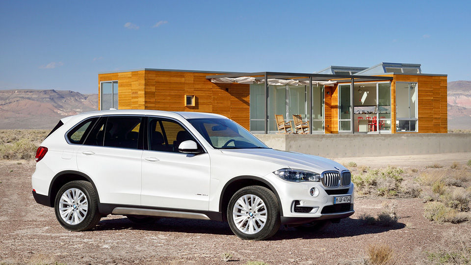 Надежен ли бмв. BMW f15. BMW x5 f15. БМВ х5. БМВ х5 турбодизель.
