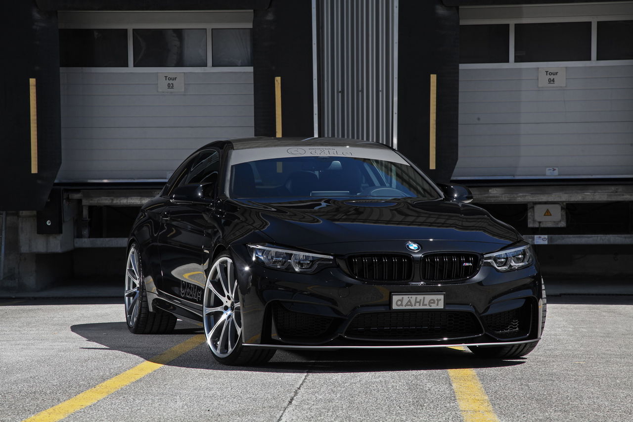 BMW m4 Competition черная