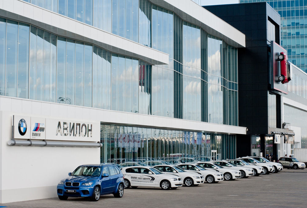 Дилер бмв. Авилон Волгоградский проспект. Авилон Мерседес Волгоградский проспект. Авилон BMW Волгоградский проспект. Авилон Текстильщики автосалон.