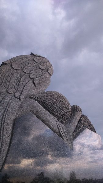 Храните нас ангелы наши