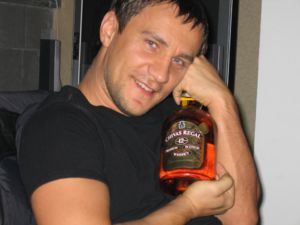 я с права