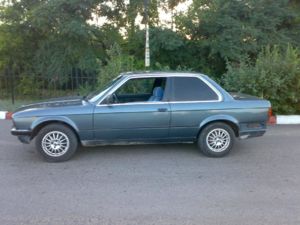 Продаю BMW 318i