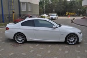 325I