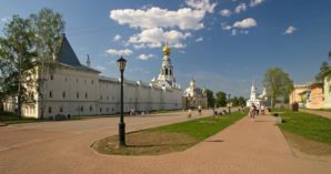 Кремлевская площадь в Вологде