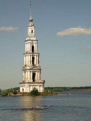 640px Kalyazin belfry