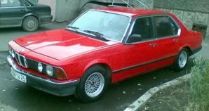 BMW E23