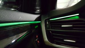 305786