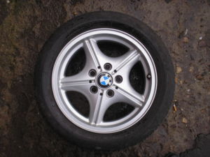 Родные с Z3,в идеале!
http://felgenkatalog.auto-treff.com/
35 стиль.