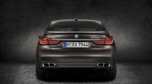 BMW M760Li xDrive