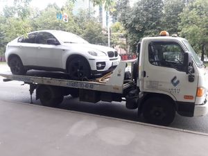 368031