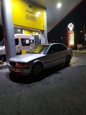 369779