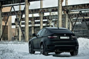 BMW X6M   09