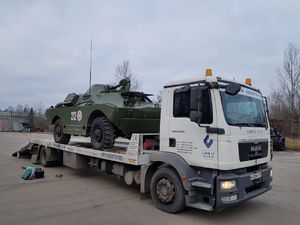 374864