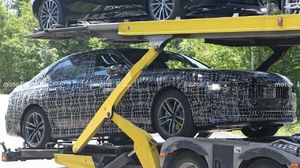 384692