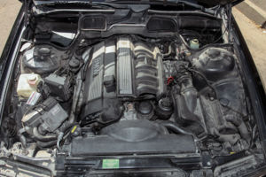 389594