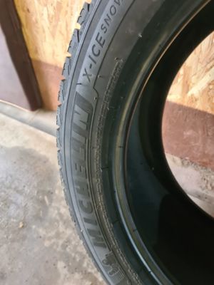 393512