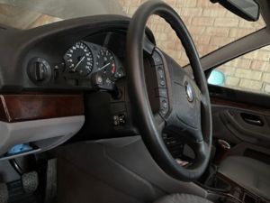 #BMW E39 540i 2001 МКПП