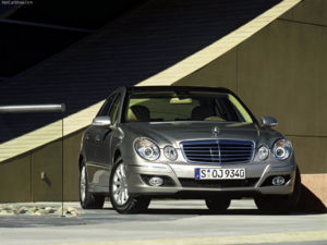 Mercedes Benz E Class 2006 1024x768 wallpaper 02