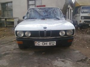 E28 528i M30 1985