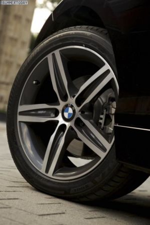BMW 1er F20 Sport Line Schwarz UK 10 655x982