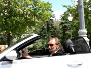 По дороге в Автодом
Satstratos