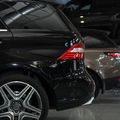 369545